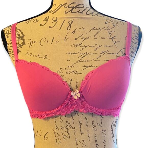 Victoria’s Secret Pink Dream Angels Collection Bra Size 32C - Picture 1 of 2